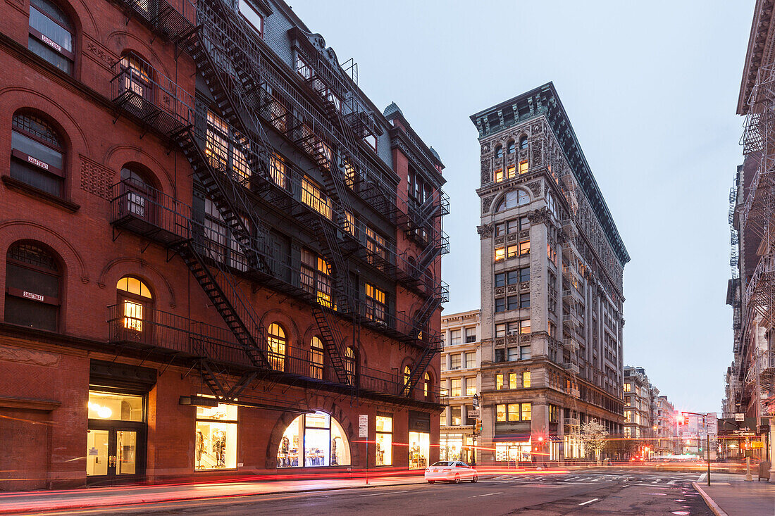 Broome Street, Broadway, Art deco building, Soho, Manhattan, New York, USA