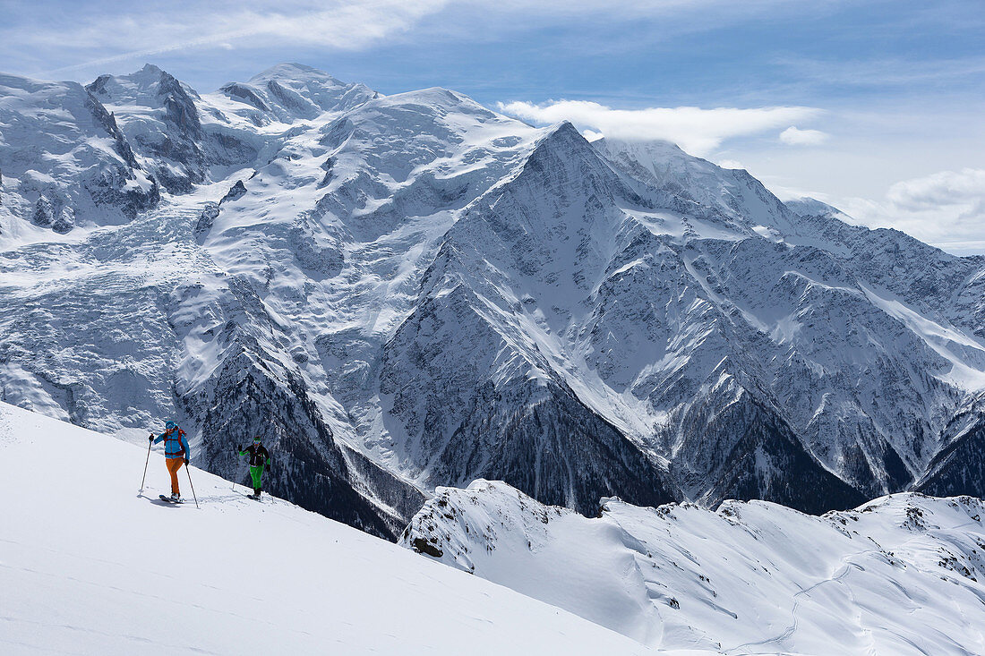 Skitourengeher am Le Brevent, Argentiere, Frankreich