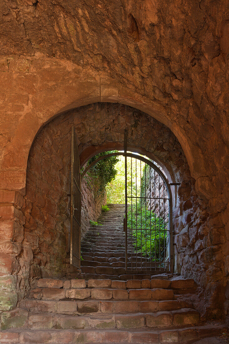 Gate to Drachenfels castle, near Busenberg, Dahner Felsenland, Palatinate Forest nature park, Rhineland-Palatinate, Germany