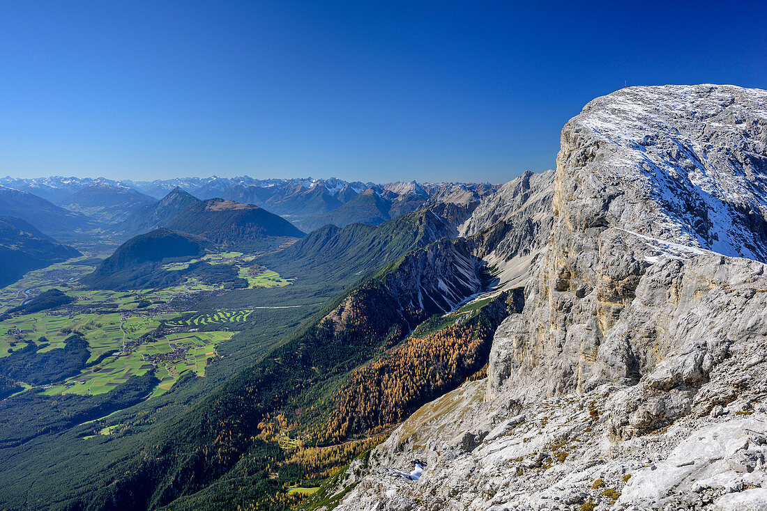 View towards valley of Inn and Hohe Munde main summit, view from Hohe Munde, Hohe Munde, Mieming Range, Tyrol, Austria