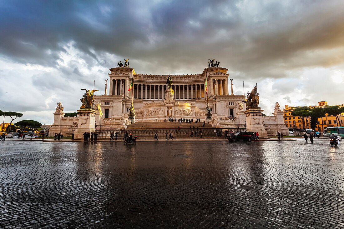 National Monument honouring Victor Emmanuel, known as the Altar of the Fatherland, Rome, Italy