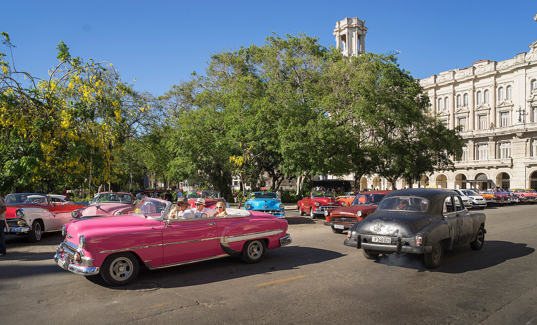 Old American cars in Havana, Cuba, West Indies, Caribbean, Central America