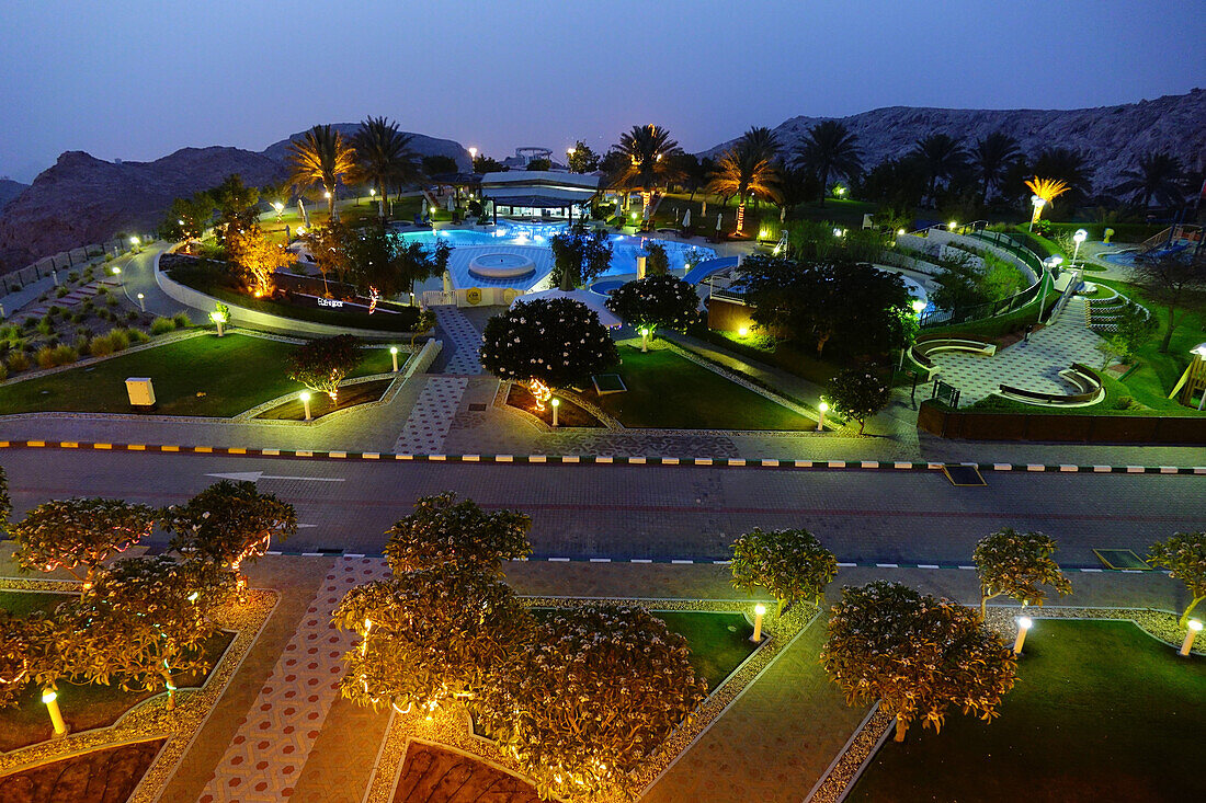 Garten und Pool, Mercure Hotel, Jebel Hafeet, Al Ain, Emirat Abu Dhabi, Vereinigte Arabische Emirate, VAE