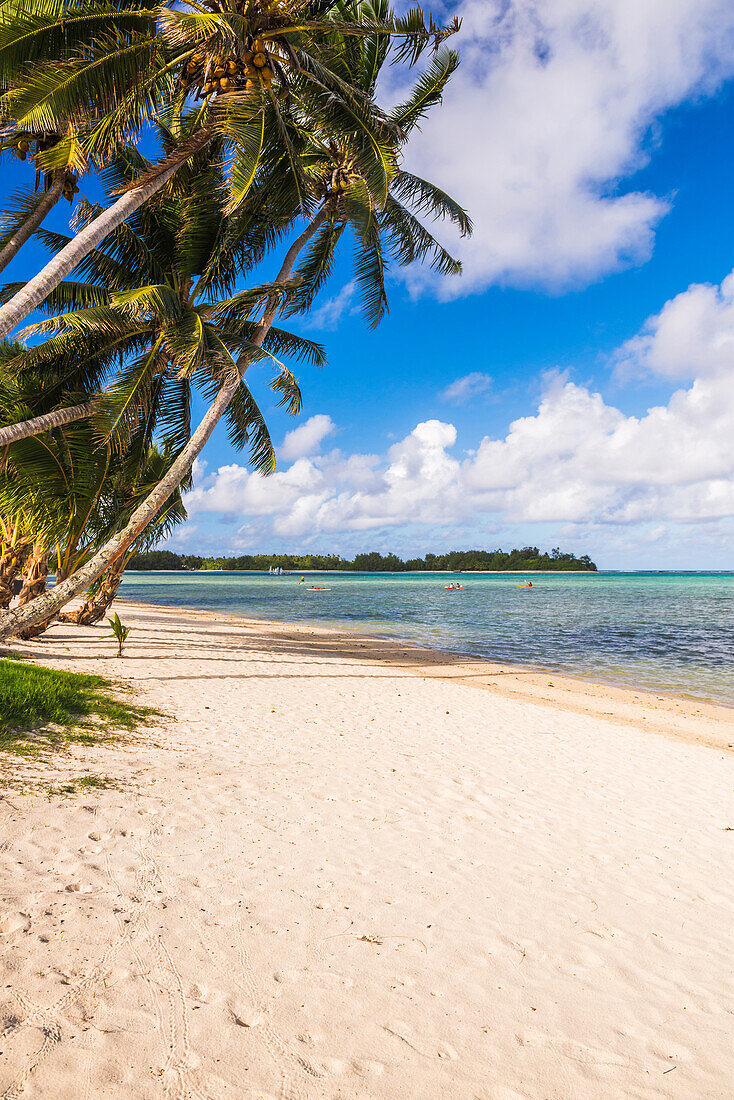White sands of Muri Beach, Muri, Rarotonga, Cook Islands, South Pacific, Pacific