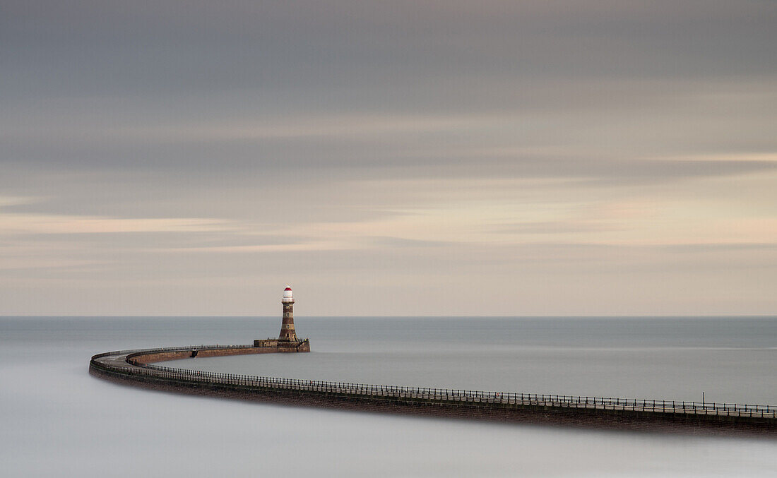 Roker Pier, Roker, Sunderland, England, United Kingdom, Europe