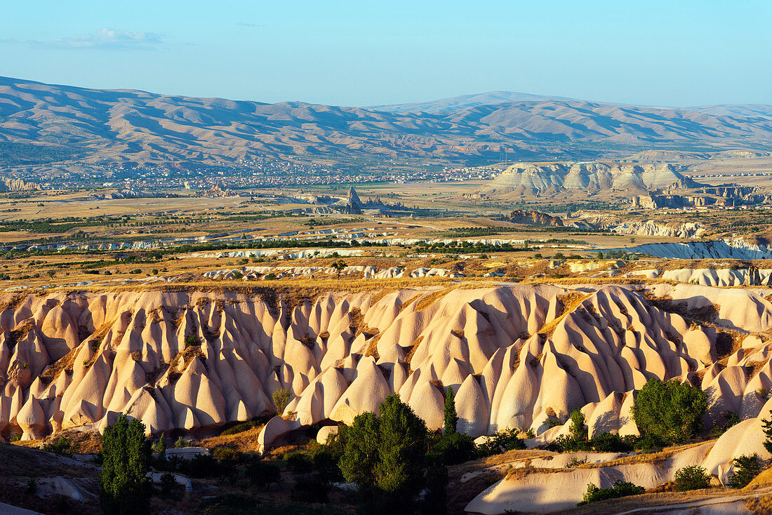 Rock-cut topography at Uchisar, UNESCO World Heritage Site, Cappadocia, Anatolia, Turkey, Asia Minor, Eurasia