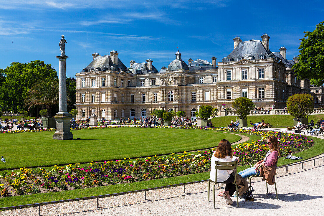 Luxemburggarten mit dem Palais du Luxembourg, Jardin du Luxembourg, Paris, Frankreich