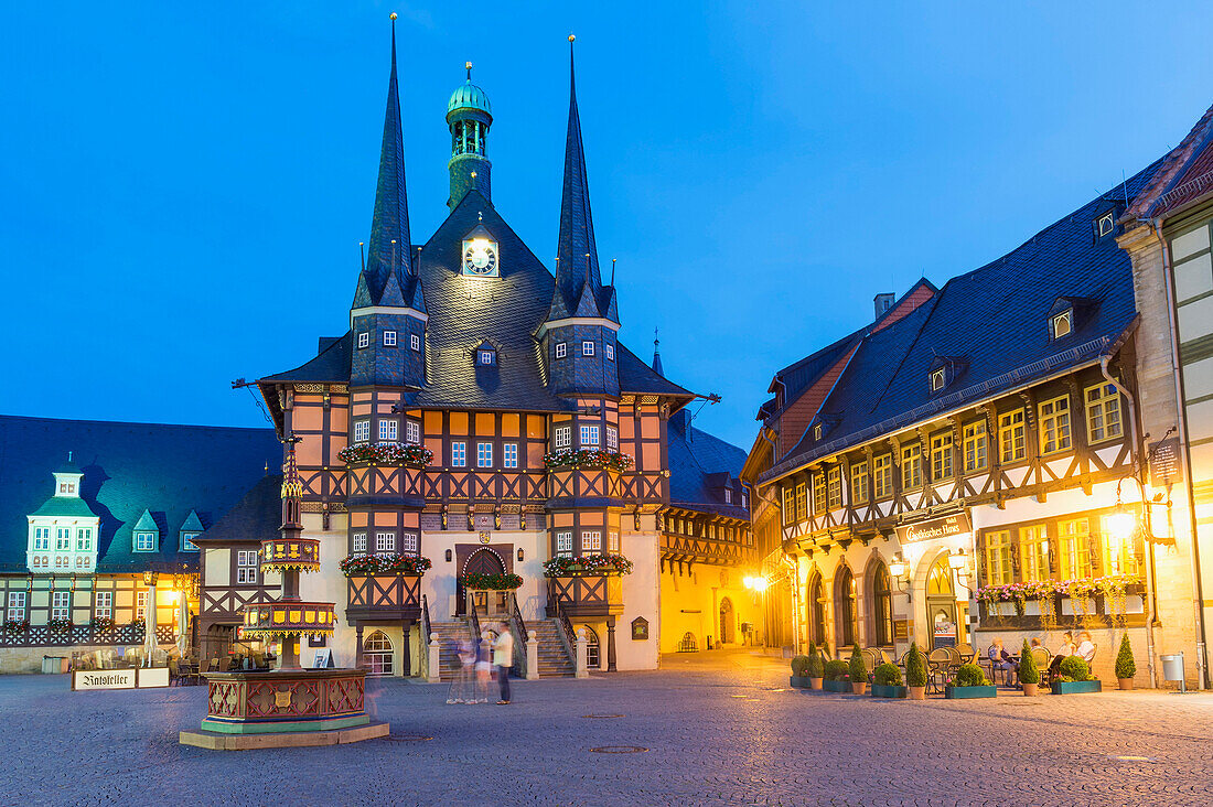 Market square and Town Hall at twilight, Wernigerode, Harz, Saxony-Anhalt, Germany, Europe
