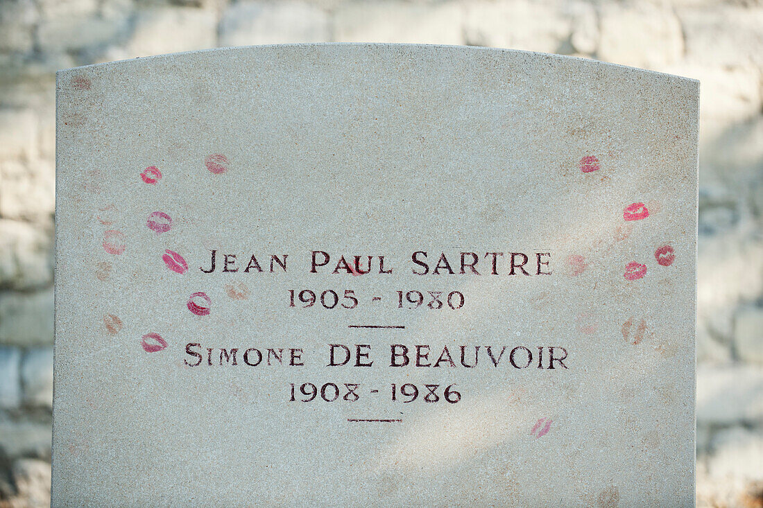 Gravestone of existentialist writers Jean Paul Sartre and Simone de Beauvoir at Pere Lachaise Cemetery, Paris, France, Europe