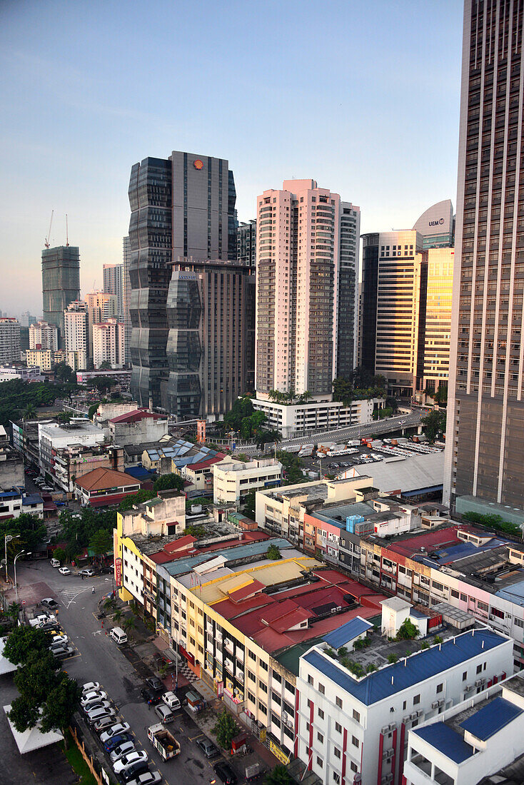 Blick auf Hochhäuser von Kuala Lumpur von Central, Malaysia, Asien