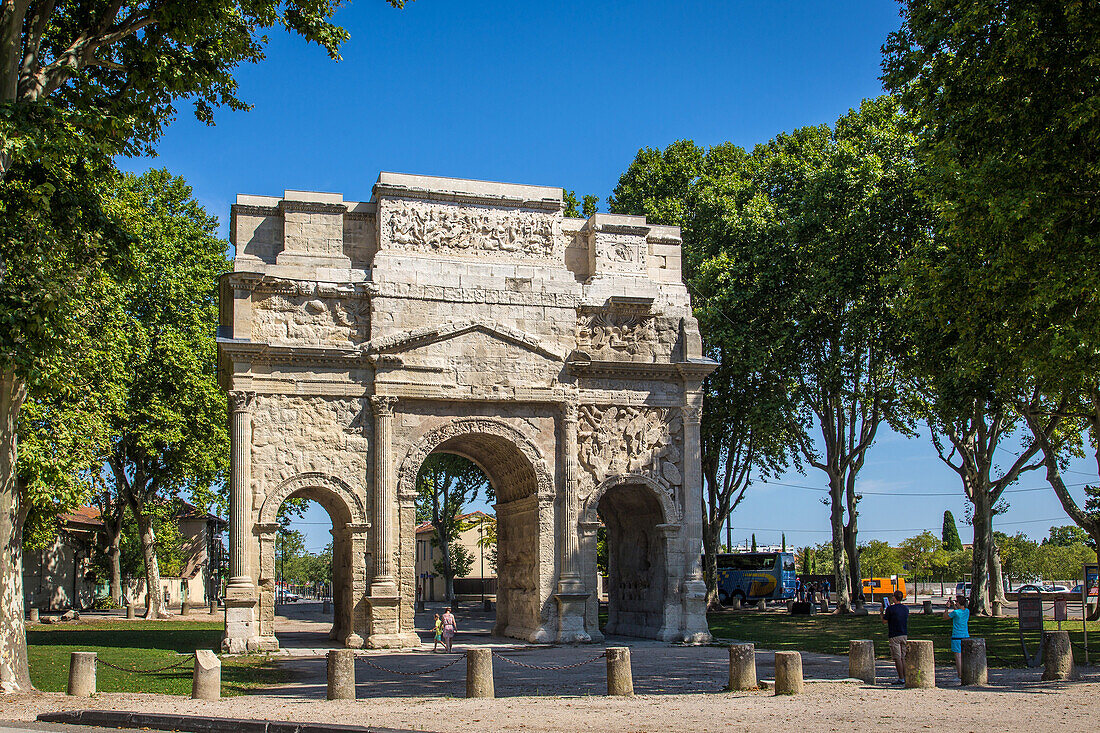 roman triumphal arch erected in the 1st century bc, listed as a world heritage site by unesco, orange, vaucluse (84), paca, provence alpes cote d'azur, france