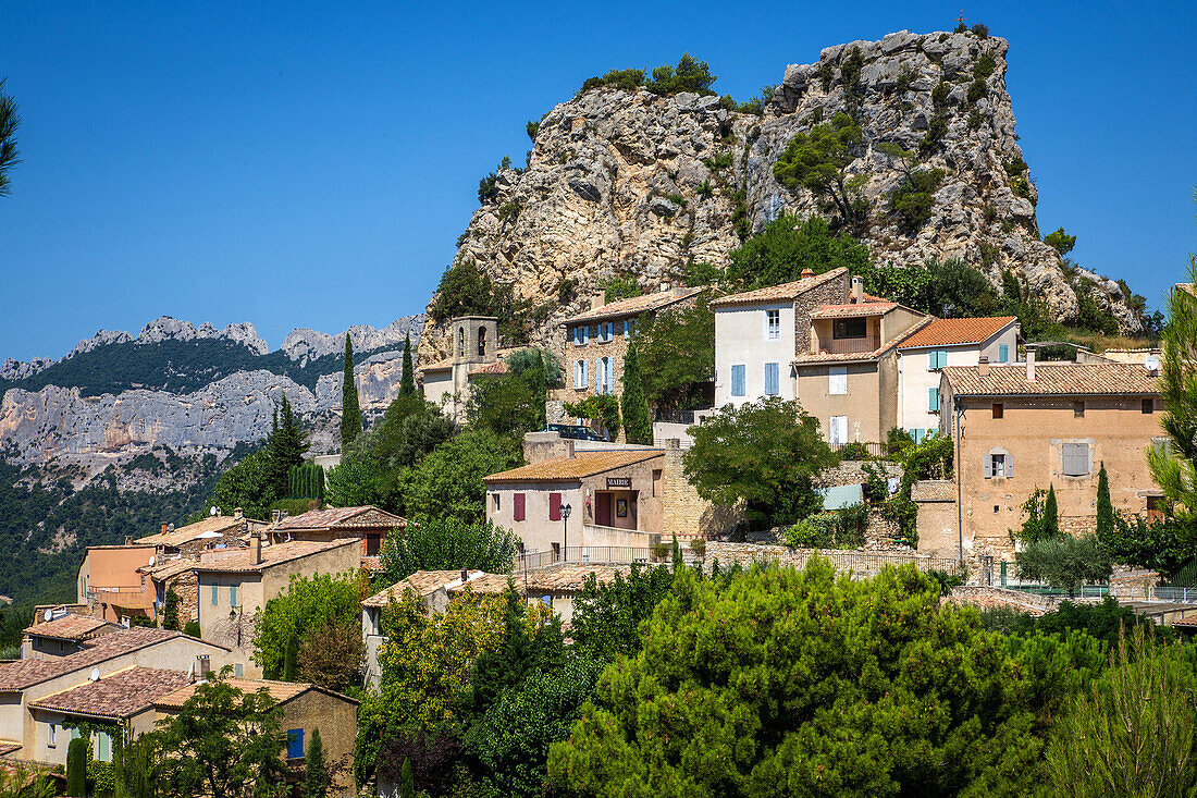 the village of la roque alric, vaucluse (84), paca, provence alpes cote d'azur, france