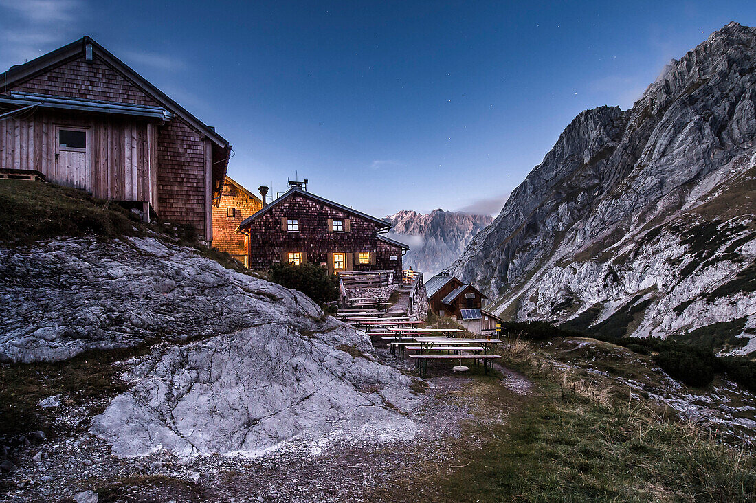 Coburger Hut, Mieminger Range, Zugspitz area, Alps, Tyrol, Austria
