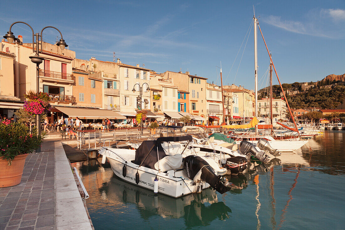 Cassis, Provence, Provence-Alpes-Cote d'Azur, France, Mediterranen, Europe