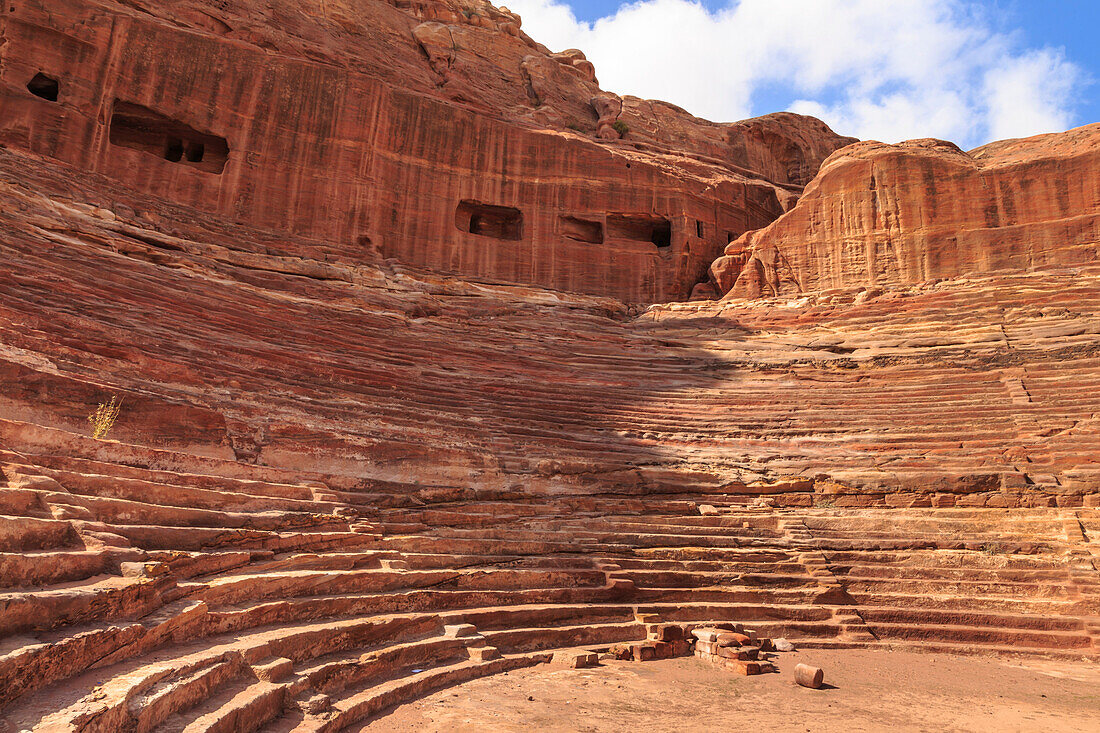 Theatre carved into the mountainside, Petra, UNESCO World Heritage Site, Jordan, Middle East