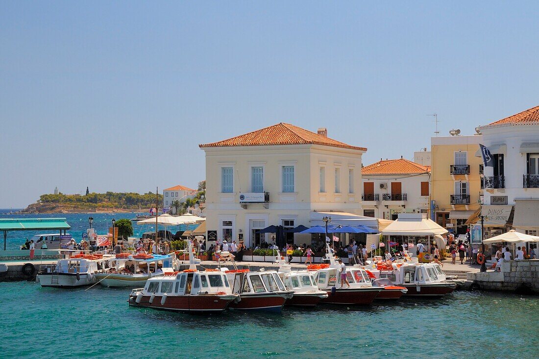 Spetses Spetse town harbour, Spetses, Saronic Islands, Attica, Peloponnese, Greece, Europe