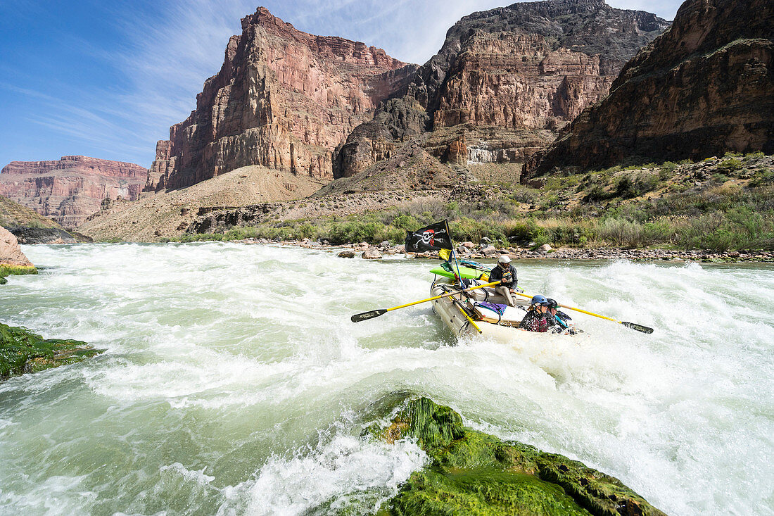 Robbie Rechord, Kathleen and Nora Hanson, Lava Rapid, Grand Canyon, AZ