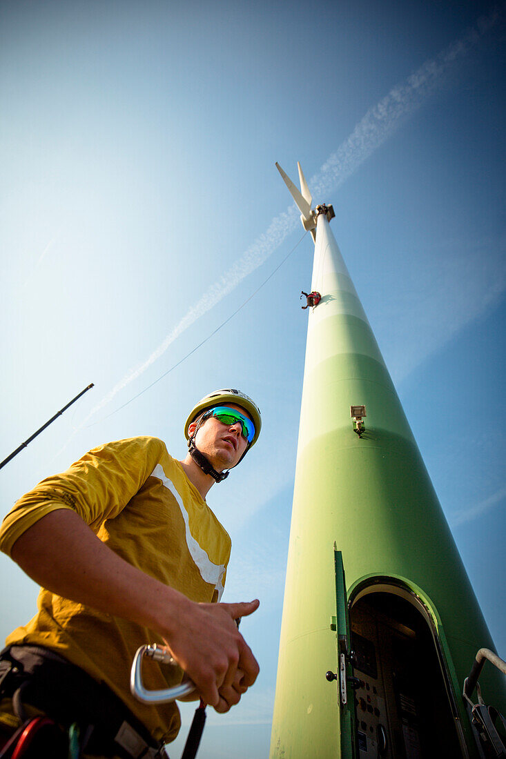 Professional Athlete Peter Auer on the world's first wind turbine highline. This special project took place over the skyline of Vienna, Austria and involved some special equipment, rigging skills. The set up was about 50m long and about the same height.