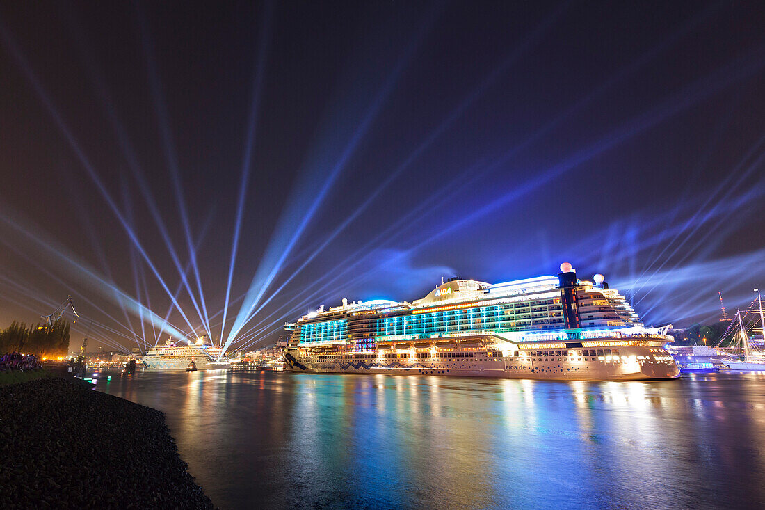 Lightshow during the launching ceremony of the cruise liner AIDAprima, Hamburg, Germany
