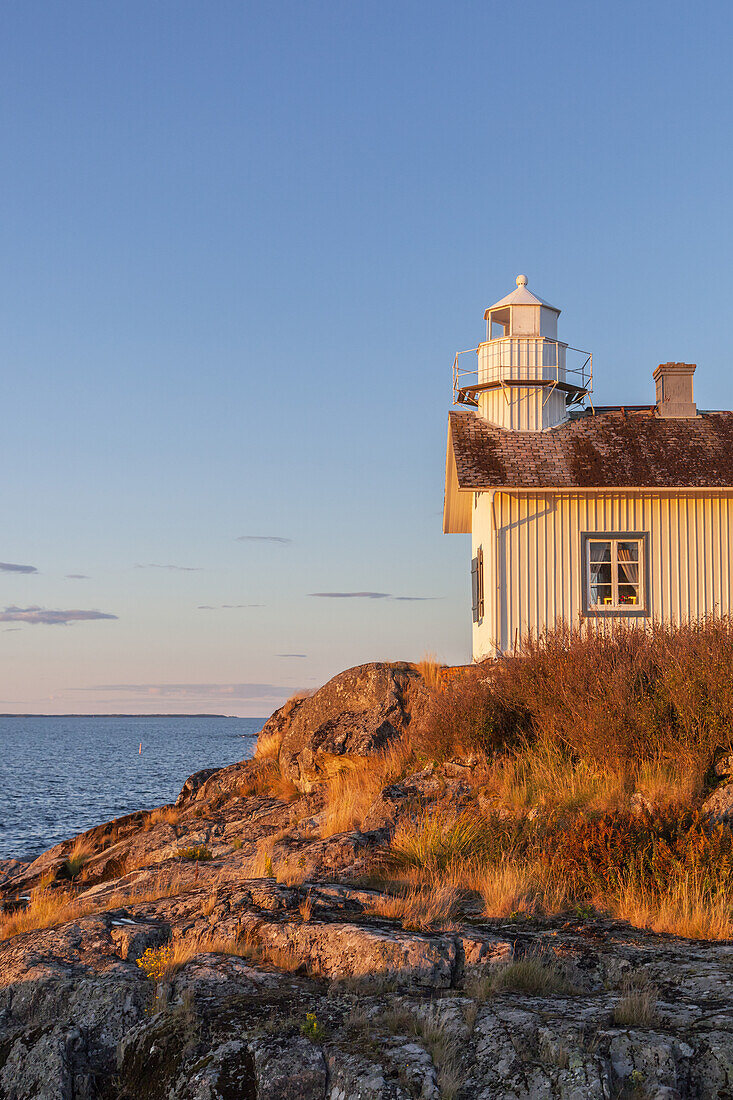 Lighthouse near Naven by the Lake Vänern,  Västergötland, Götaland, South Sweden, Sweden, Scandinavia, Northern Europe, Europe