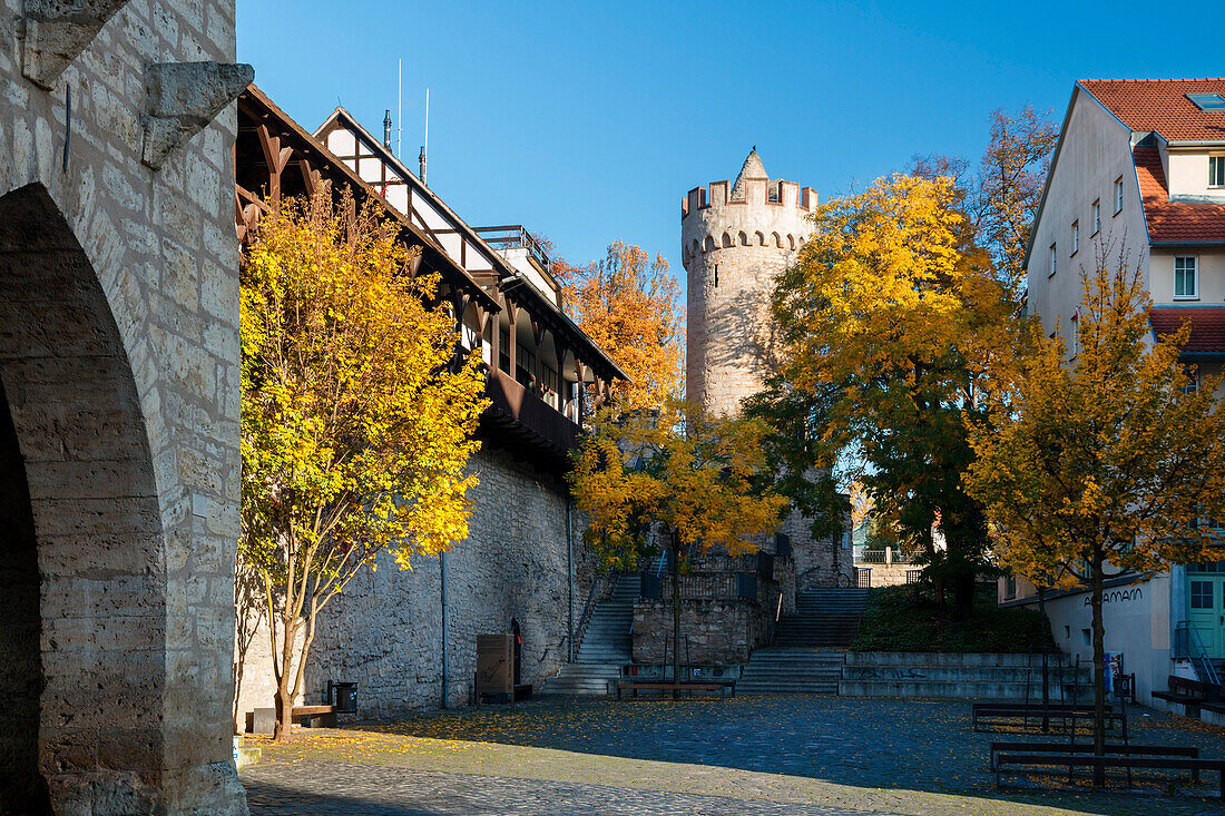 Wehrgang mit Pulverturm, Stadtgraben, Jena, Thüringen, Deutschland, Europa