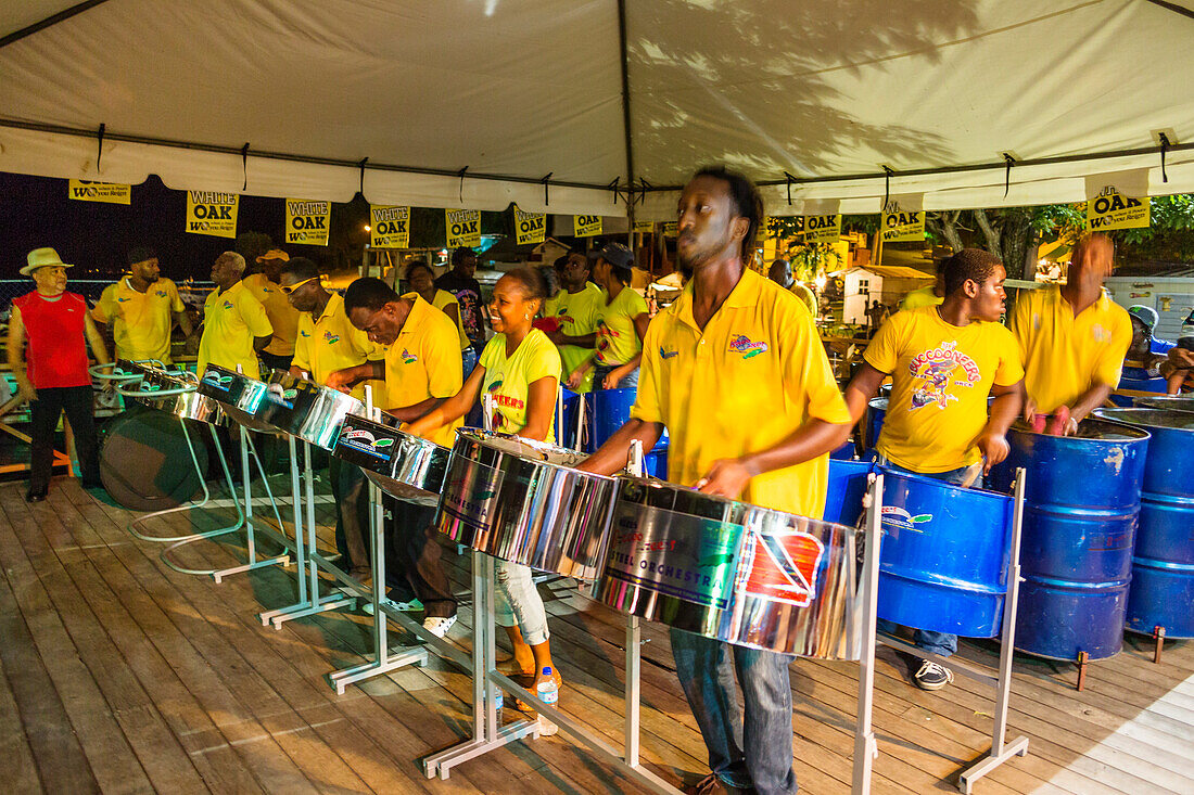 Steelband, Tobago, West Indies, Karibik, Südamerika