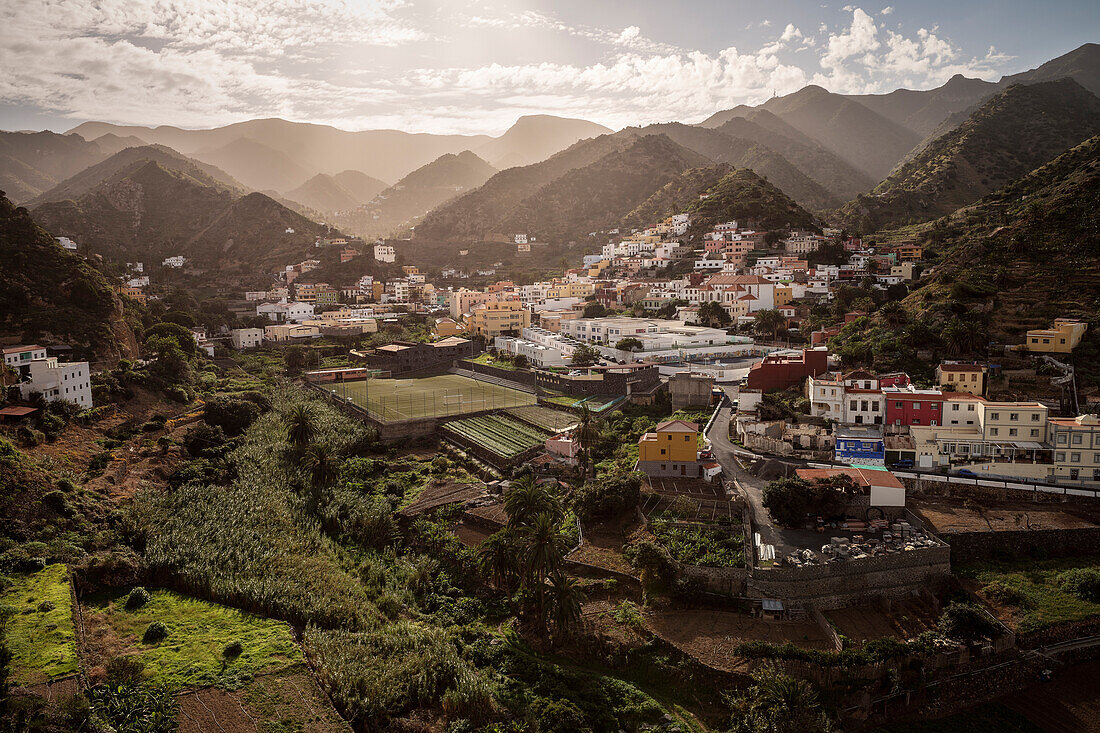 Dorf im Tal Vallehermoso, La Gomera, Kanarische Inseln, Kanaren, Spanien