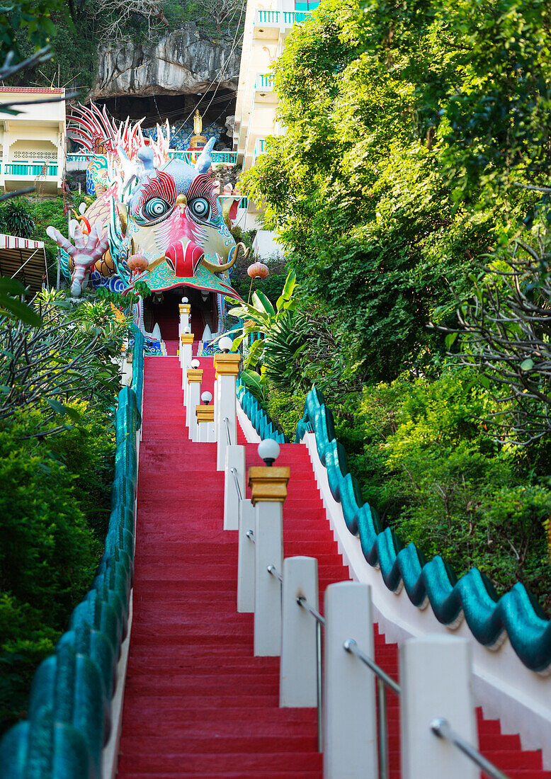 Wat Ban Tham (The Dragon temple), Kanchanaburi, Thailand, Southeast Asia, Asia