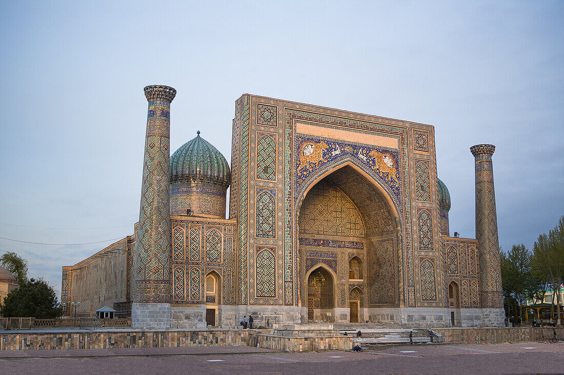 Uzbekistan , Samarkand City ,Cher Dor Medressah.