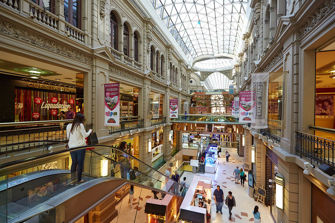 Galerias Pacifico. Einkaufen. Straße Florida. Buenos Aires. Argentinien.