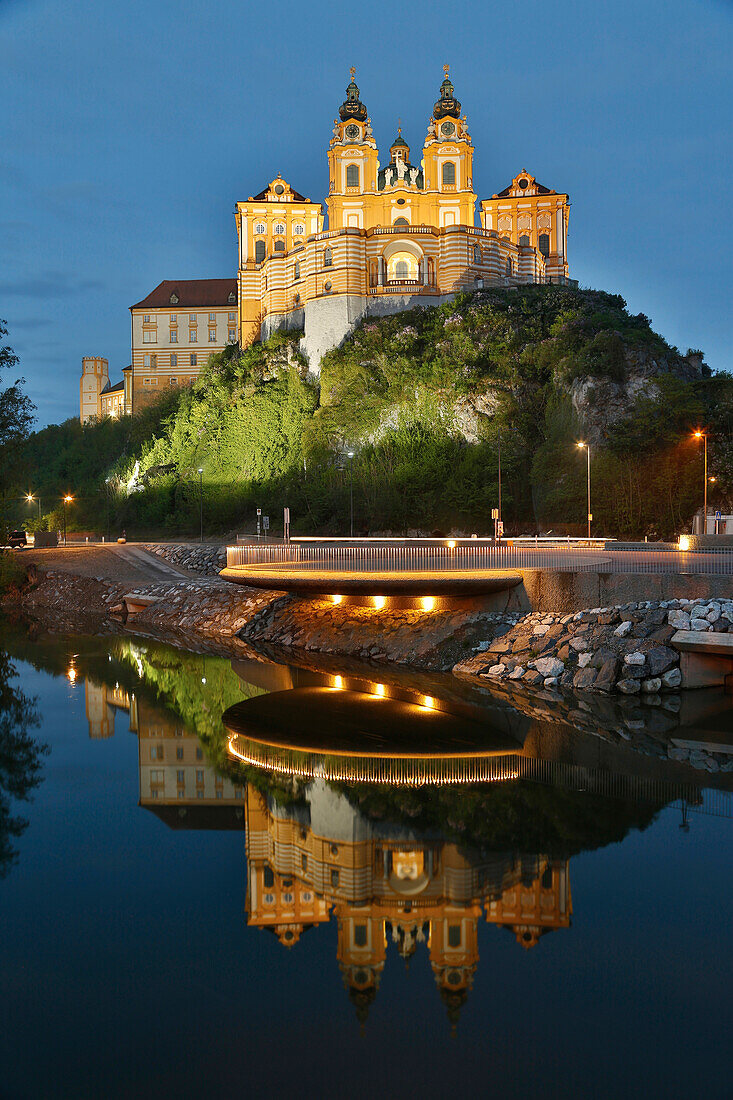 Stift Melk , Reflection , Wachau , River Danube , Niederösterreich , Lower Austria , Austria , Europe