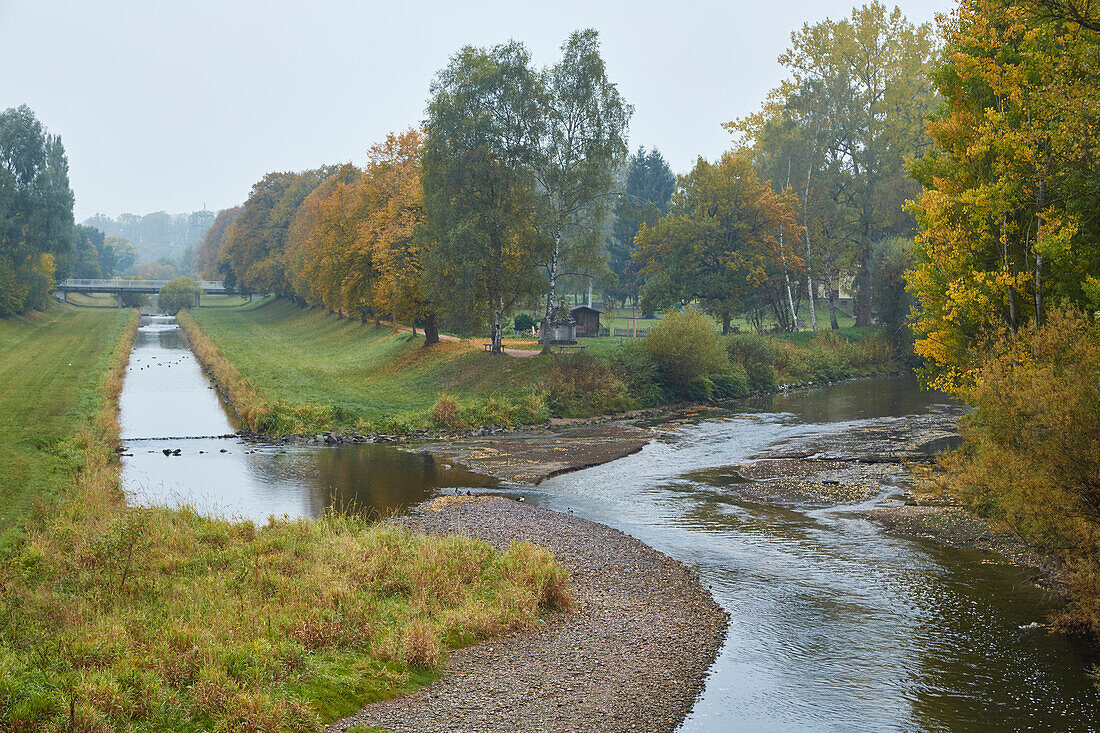 Zusammenfluß von Brigach und Breg zur Donau bei Donaueschingen , Baar , Baden-Württemberg , Deutschland , Europa