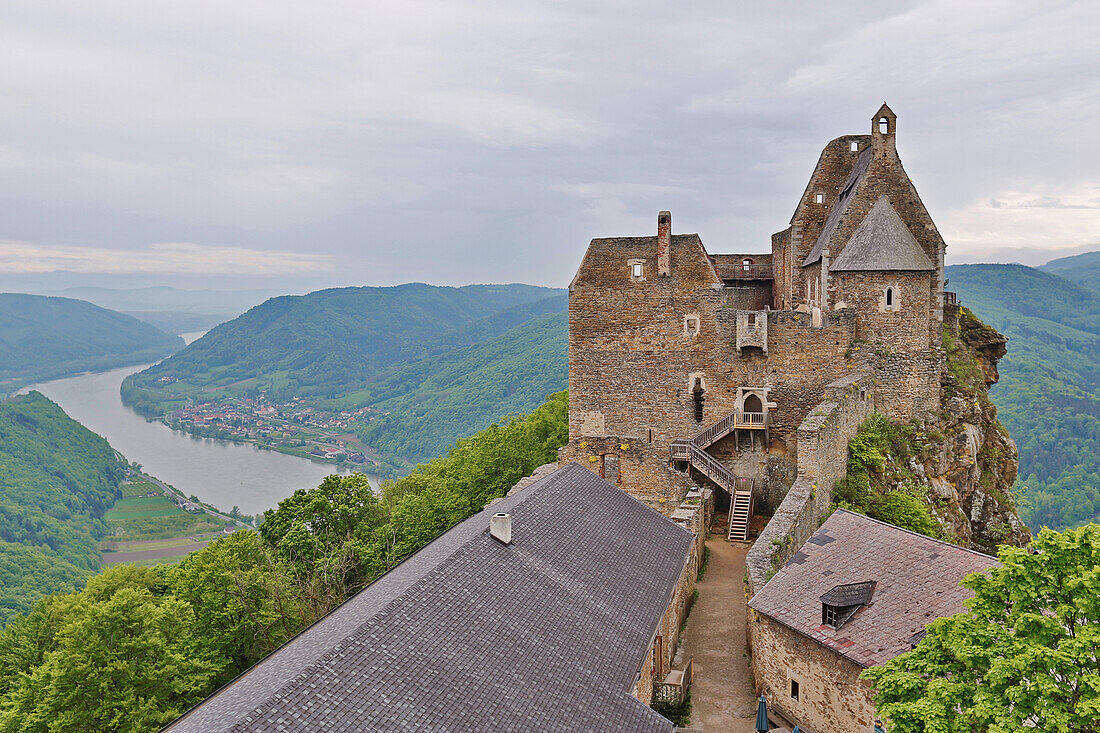 View from Aggstein castle at the Danube, Wachau , Niederösterreich , Lower Austria , Austria , Europe