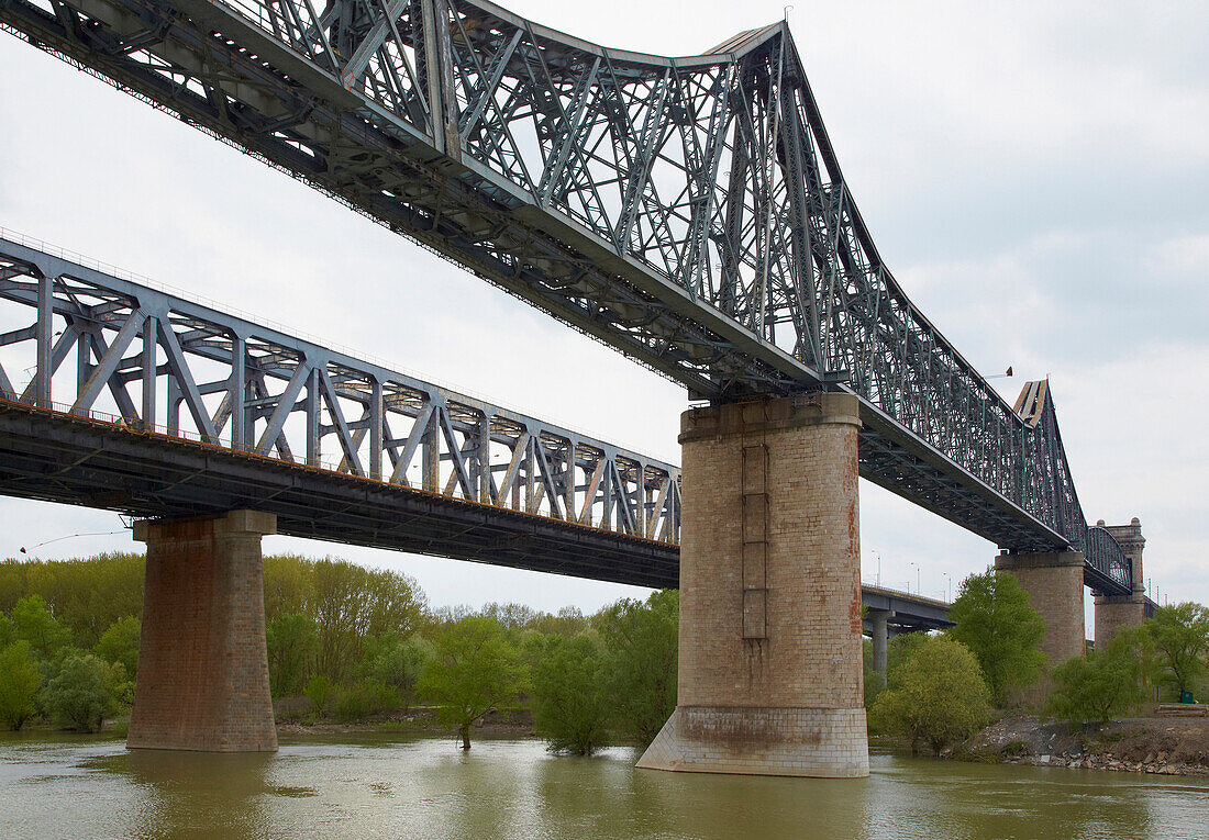 Anghel-Saligny-Brücke in Cernavoda , Rumänien , Donau , Europa