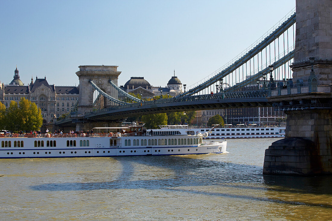 Budapest , Chain Bridge across the river Danube from Buda to Pest , River Danube , Hungary , Europe