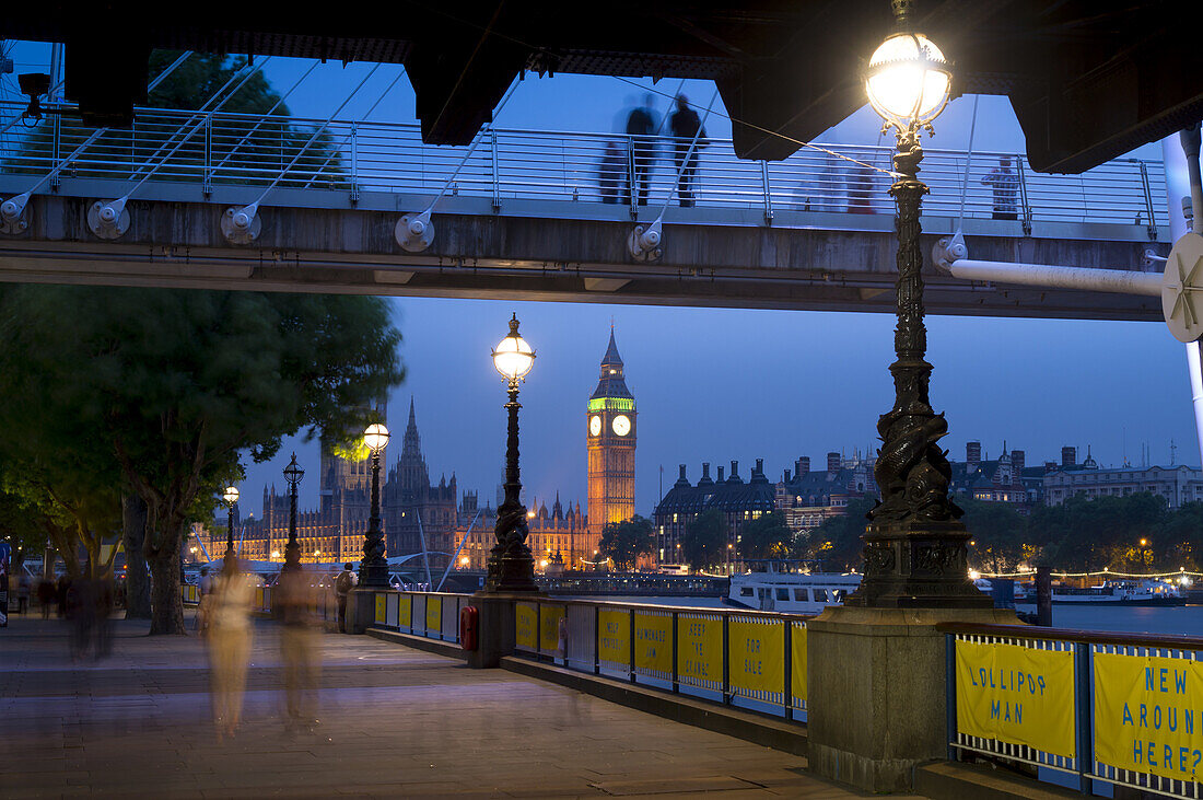 UK, england, London, Big Ben, Hungerford Footbridge.