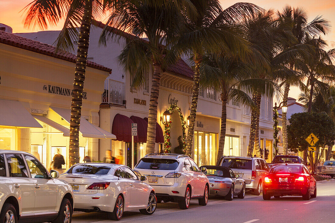 USA, Florida, Palm Beach, Worth Avenue, dusk.