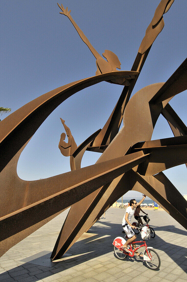 Steel sculpture ´Homenatge a la natació´ by Alfredo Lanz. 2004. Mar square. Barceloneta neighborhood. Barcelona. Catalonia. Spain.
