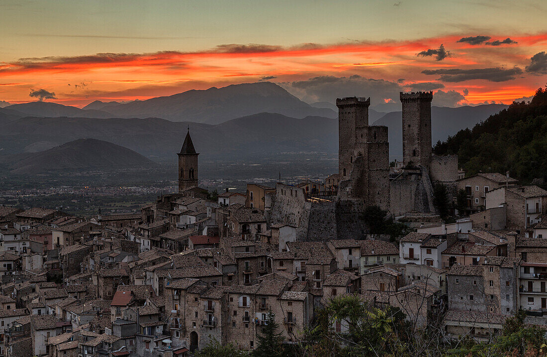 Pacentro, sunset, castle, Valle Peligna, Abruzzo, Italy