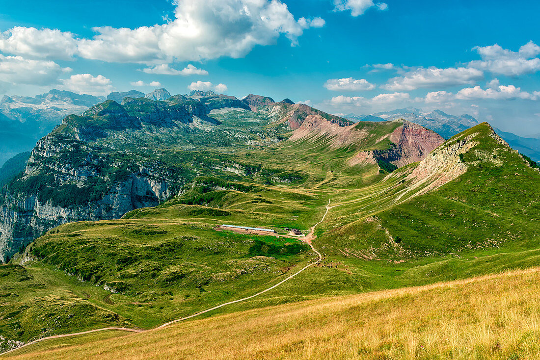 Italy, trentino Alto Adige, Non valley, Val Nana overlook from Peller peak.