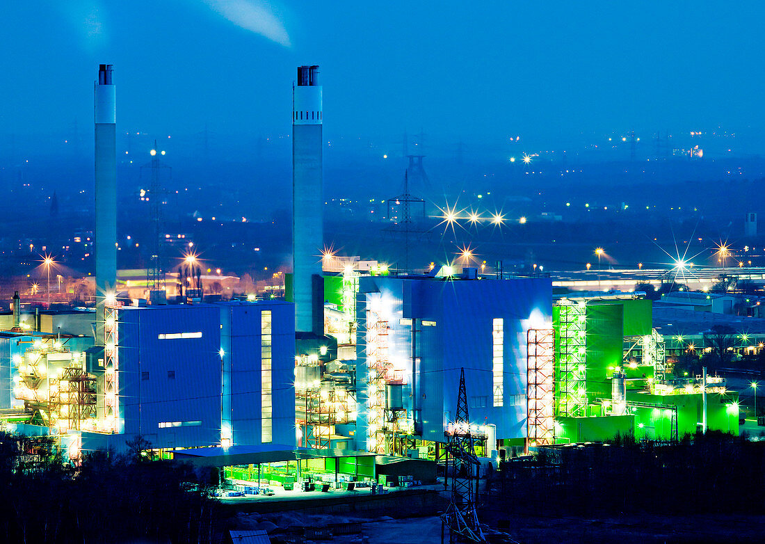 Waste-to-energy power plant at night, Industry, Herten, North Rhine-Westphalia, Germany