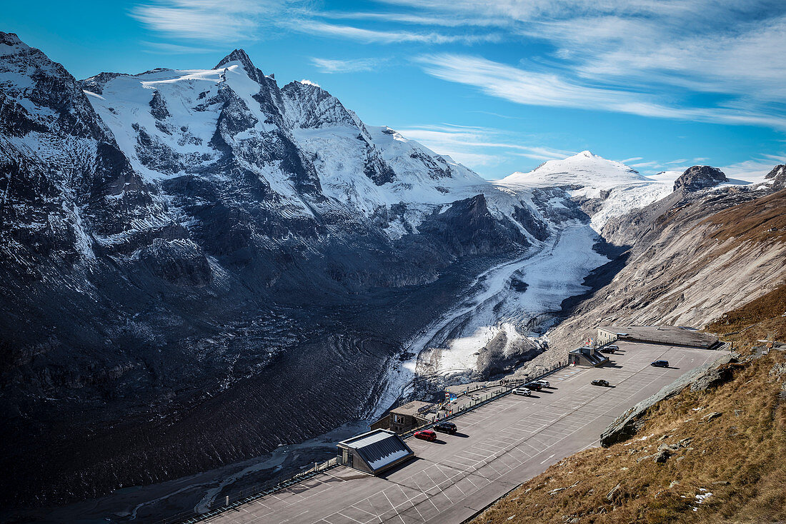 view at Grossglockner mountain and Pasterzen Glacier, Grossglockner high Alpine road, Salzburg / Kaernten, Austria, Europe