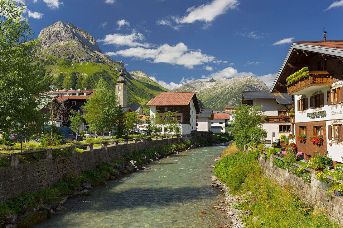 Lech am Arlberg, Fluss Lech, Vorarlberg, Österreich