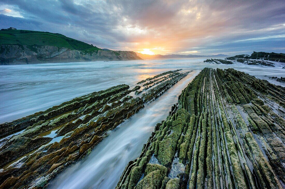 Rückzug der Flut, Zumaia, Guipuzcoa, Euzkadi, Spanien