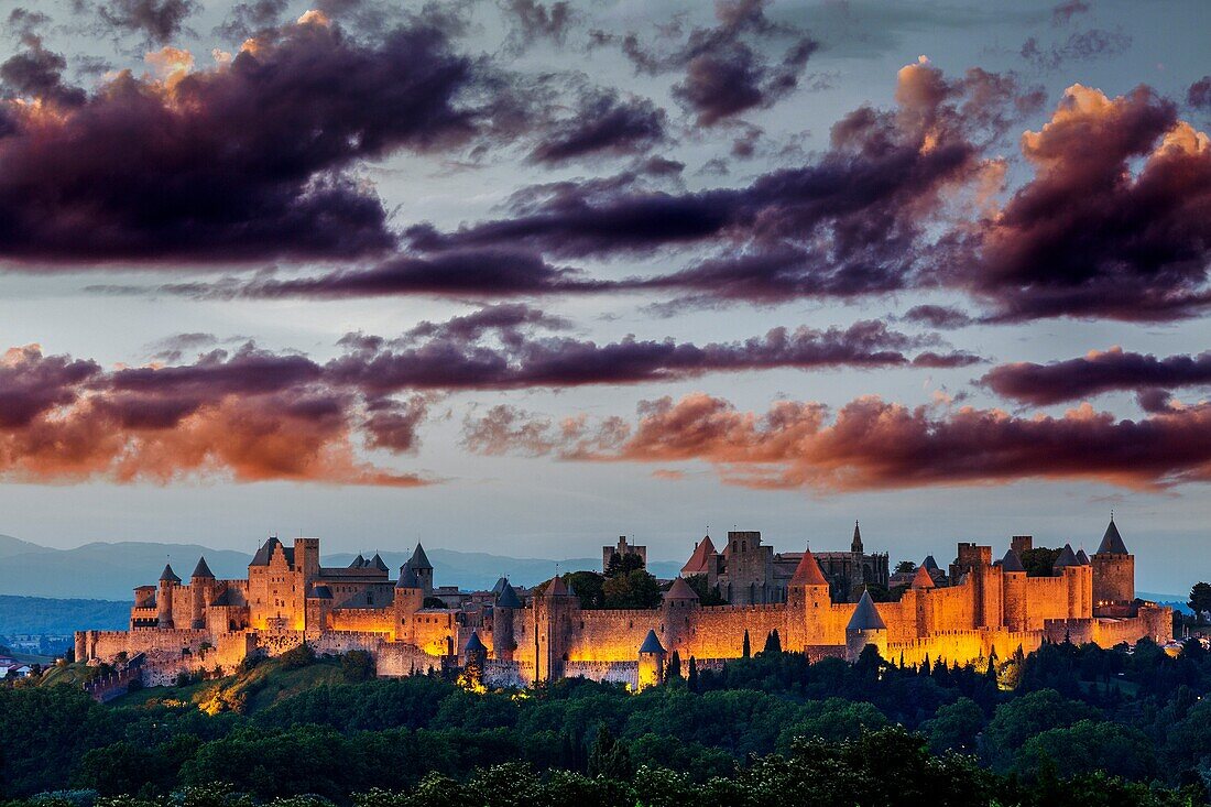 Medieval fortified town at dusk, Carcassonne, Aude, Languedoc-Roussillon, France, Europe