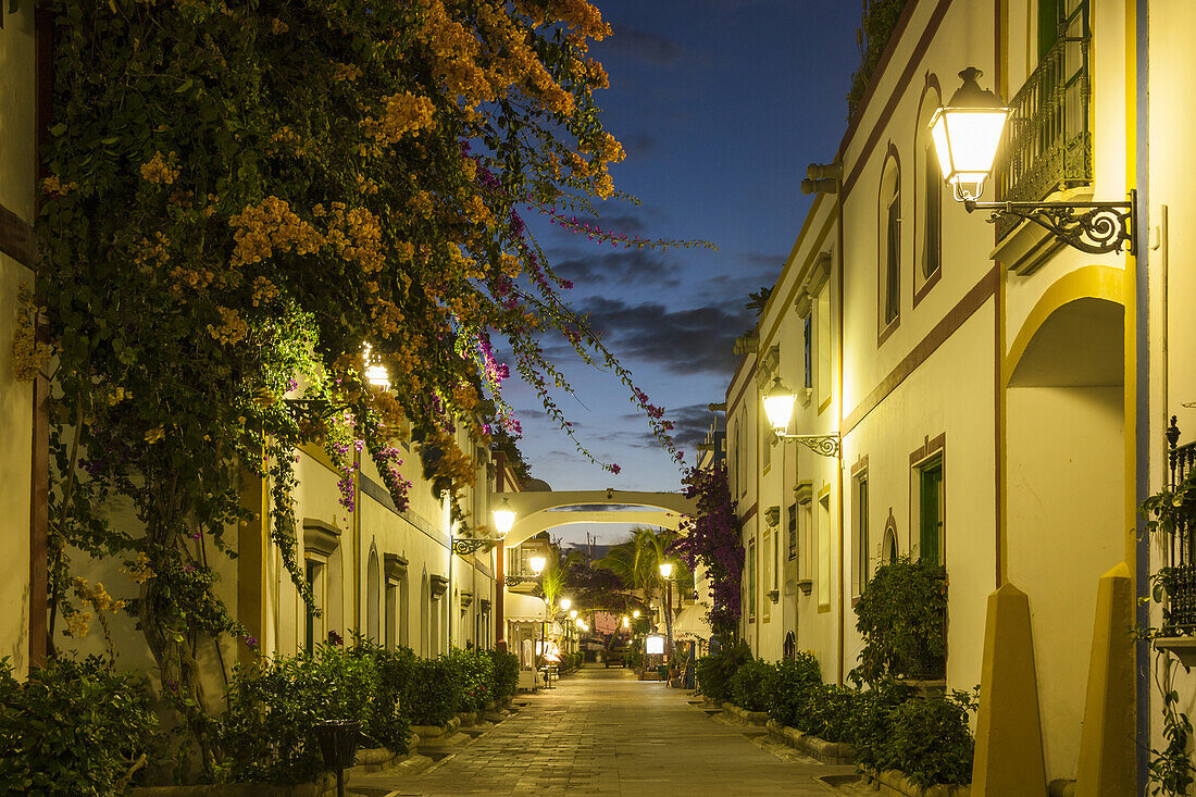 Puerto de Mogan, Gran Canaria, Canary Islands, Spain.