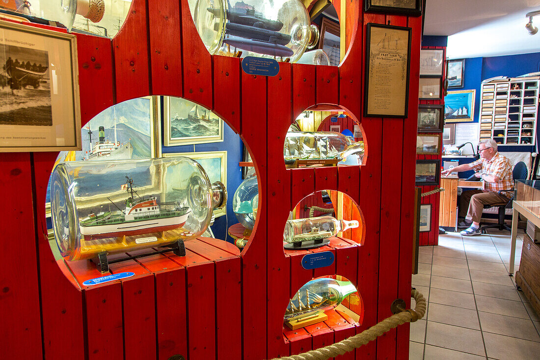 Buddelschiff Museum, Harlingesiel, Bottle Ship Museum, North Sea, Lower Saxony, Germany