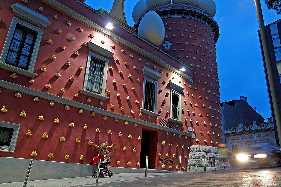 Torre Galatea at sunset, Teatre Museu Dali, Figueres, Catalonia, Spain