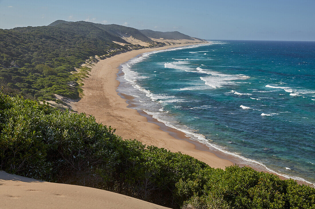 Dunes along the Indian Ocean in iSimangaliso-Wetland Park, South Africa, Africa