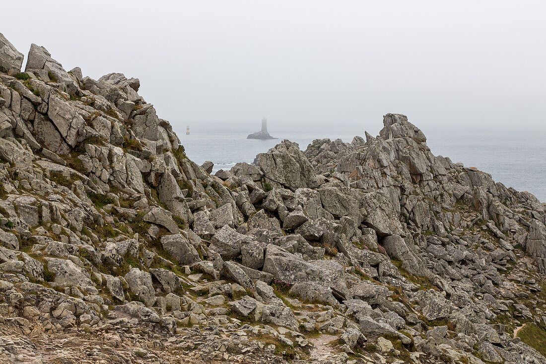 promontory Pointe du Raz, Atlantic Ocean, sea fog, lighthouse, Brittany, France